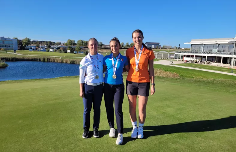 Internationaux de France Dames : Emily Mollard en bronze