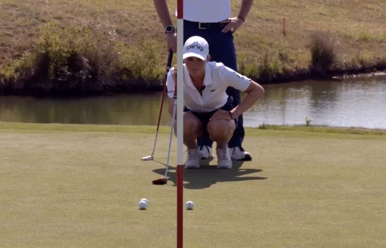 Bien aligner sa balle au putting